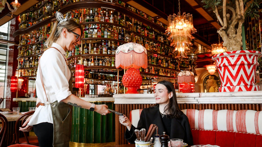 SoftPOS solution for hospitality, restaurants, bars, and events